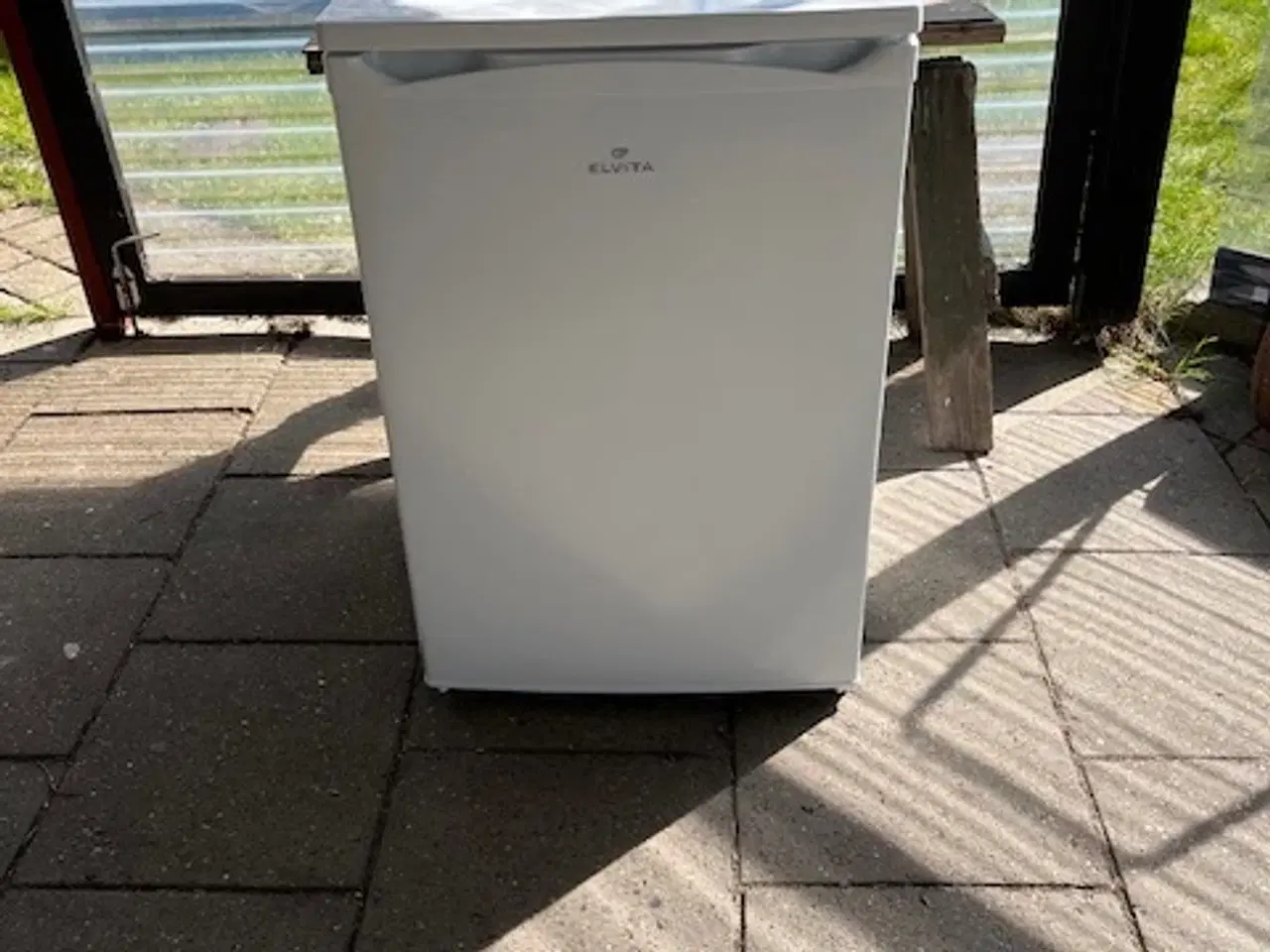 Billede 3 - lille kølefryseskab 