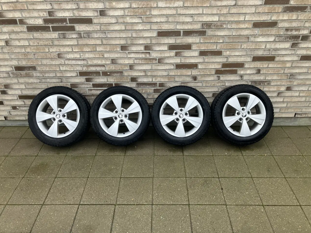 Billede 7 - Org Skoda Alufælge 5 x 112 Sava vinterdæk 