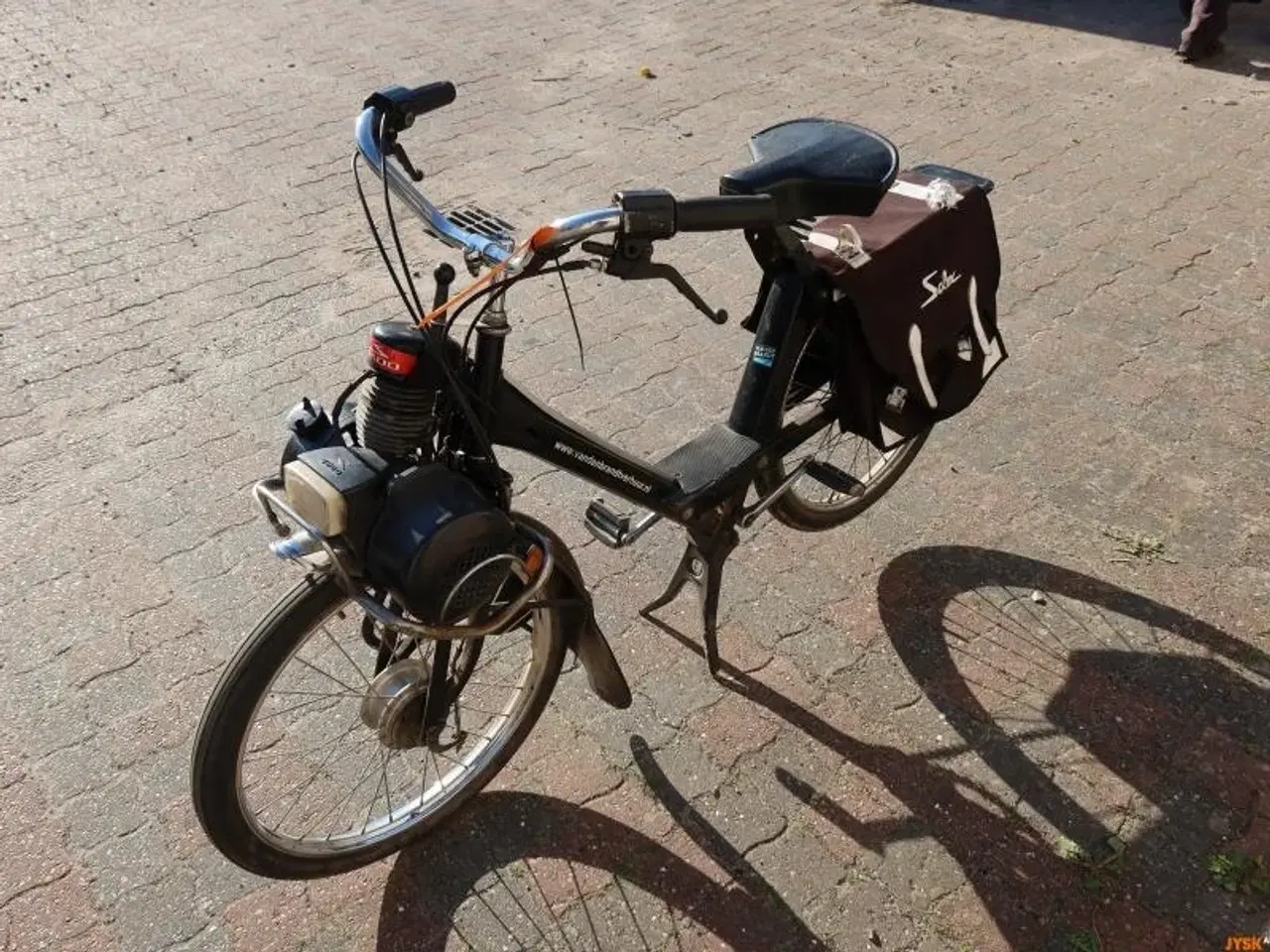 Billede 1 - KNALLERT, Velo S