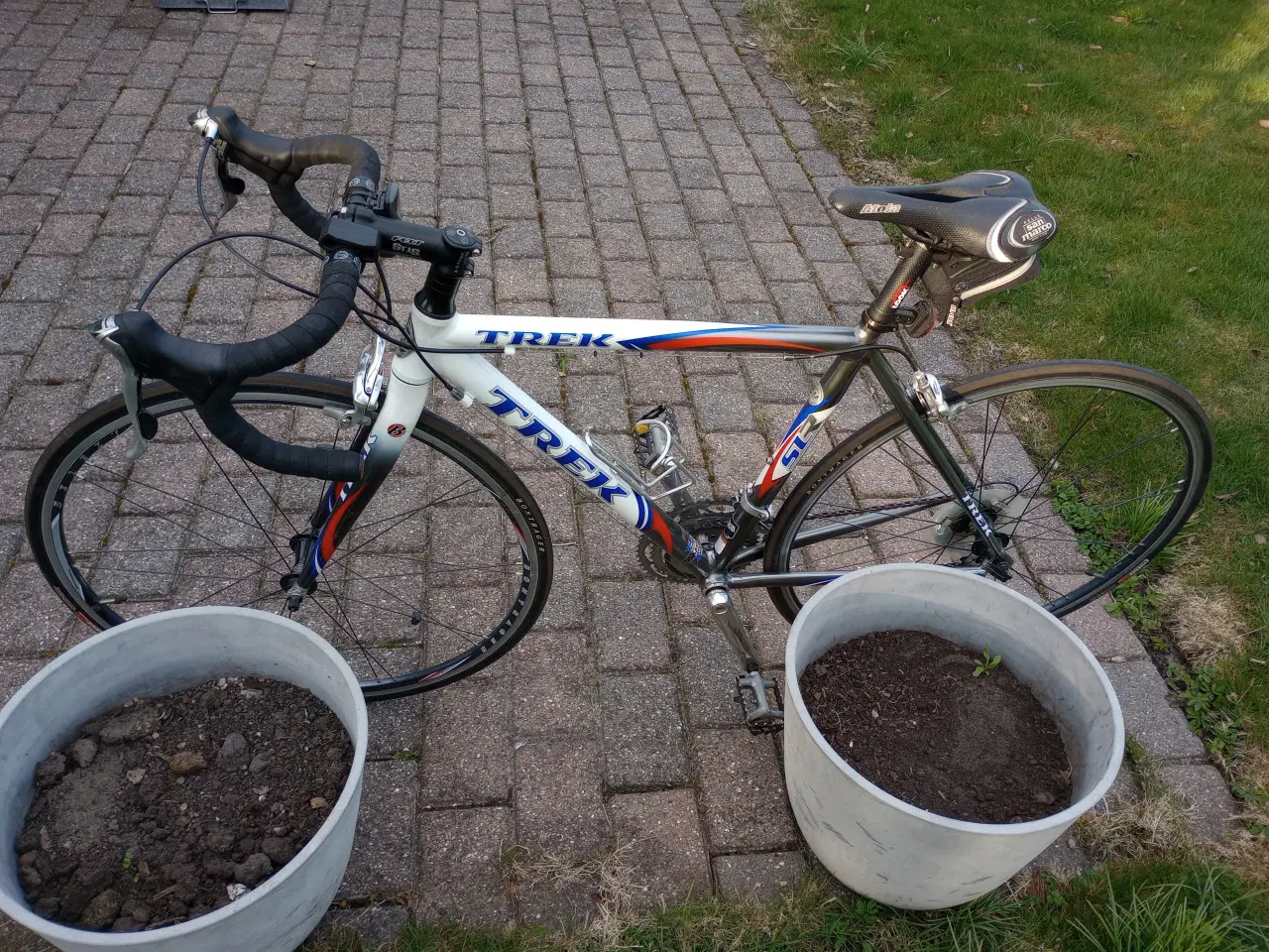 Billede 2 - Racercykel TREK 50 cm,  Ultegra Shimano 27 Gear