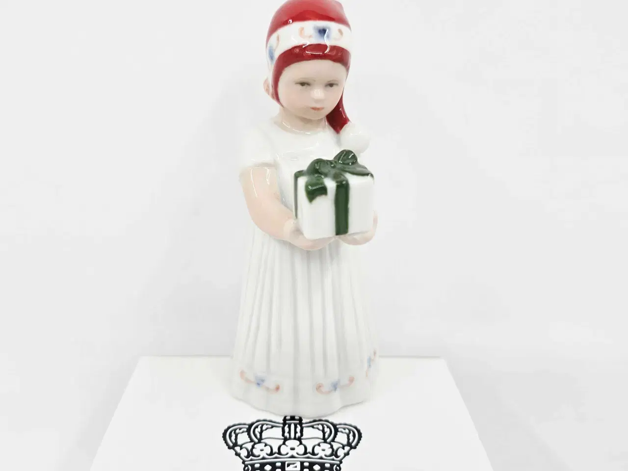 Billede 7 - Royal Copenhagen Else Med Rød eller Hvid kjole 