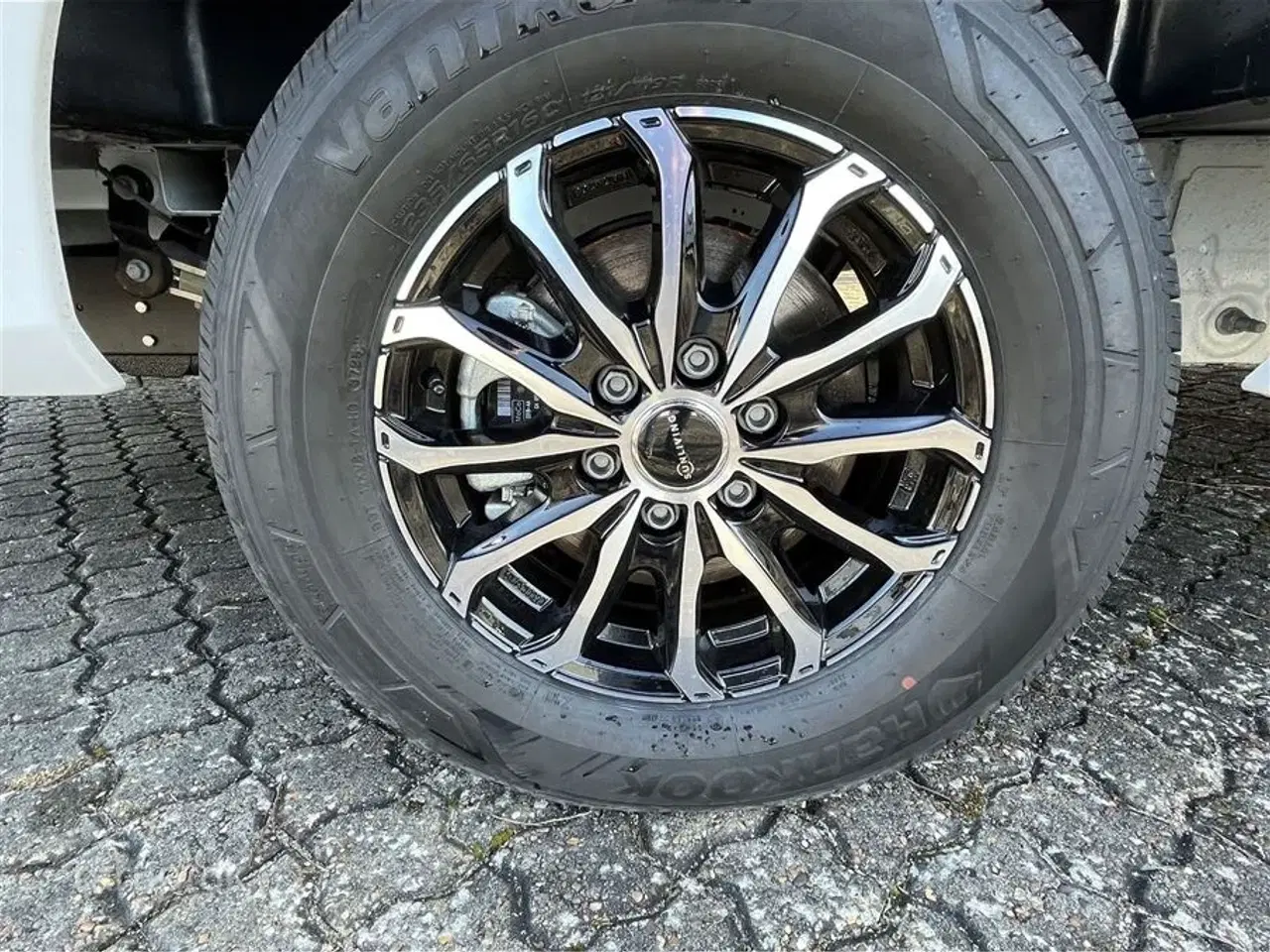 Billede 6 - 2026 - Sun Living S 75 SL Aut. 165 HK KAMPAGNEPAKKE – ALT DETTE FÅR DU MED! 🚐✨ - 165 hk med automatgear, Adaptiv fart pilot.......