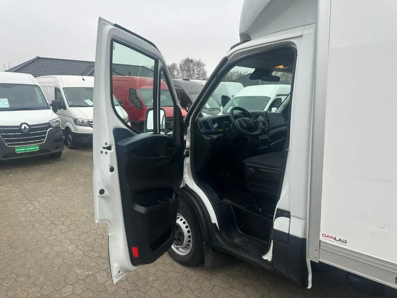 Billede 11 - Iveco Daily 2,3 35S14 12m³ Van AG8