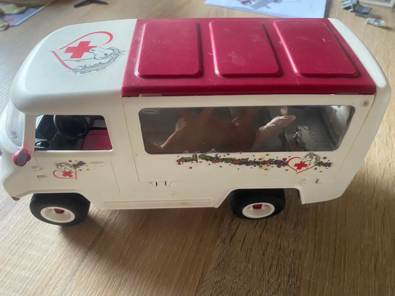 Billede 3 - Schleich lægebil