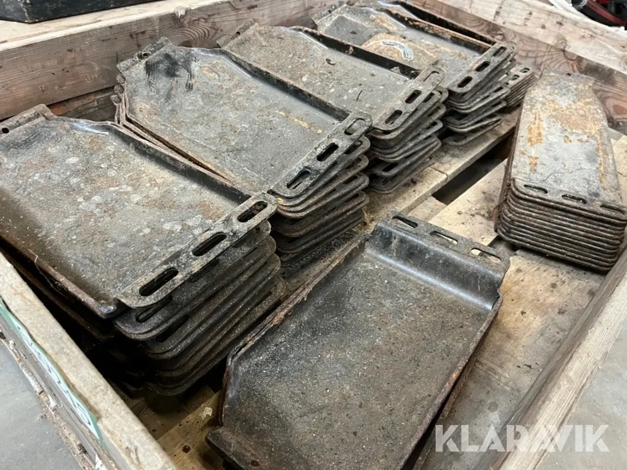 Billede 11 - Høje slæbesko til Claas Disco 9200