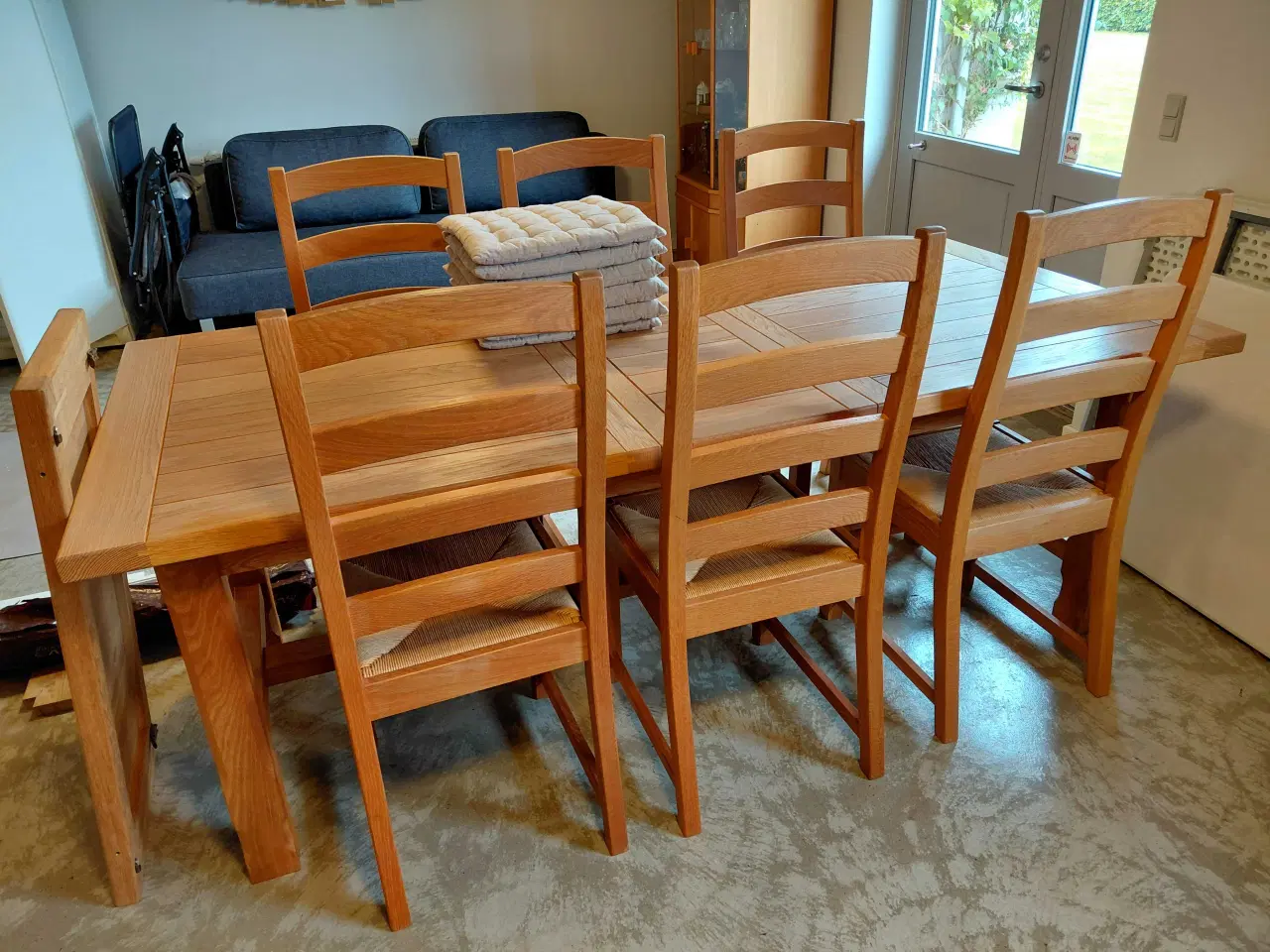 Billede 2 - Spisebord i massiv eg