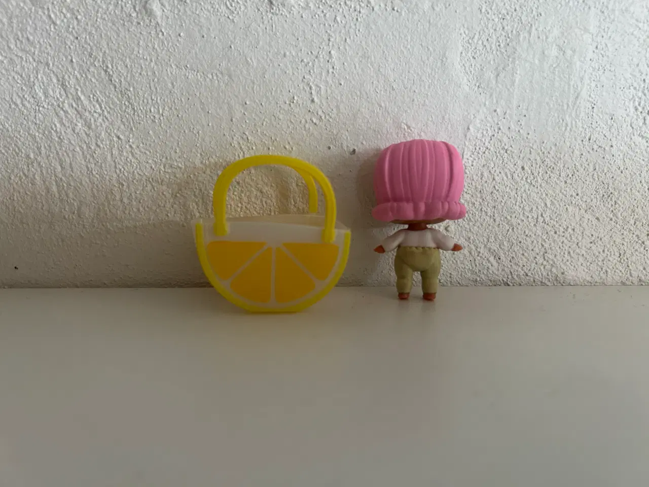 Billede 2 - L.O.L surprise dukke 