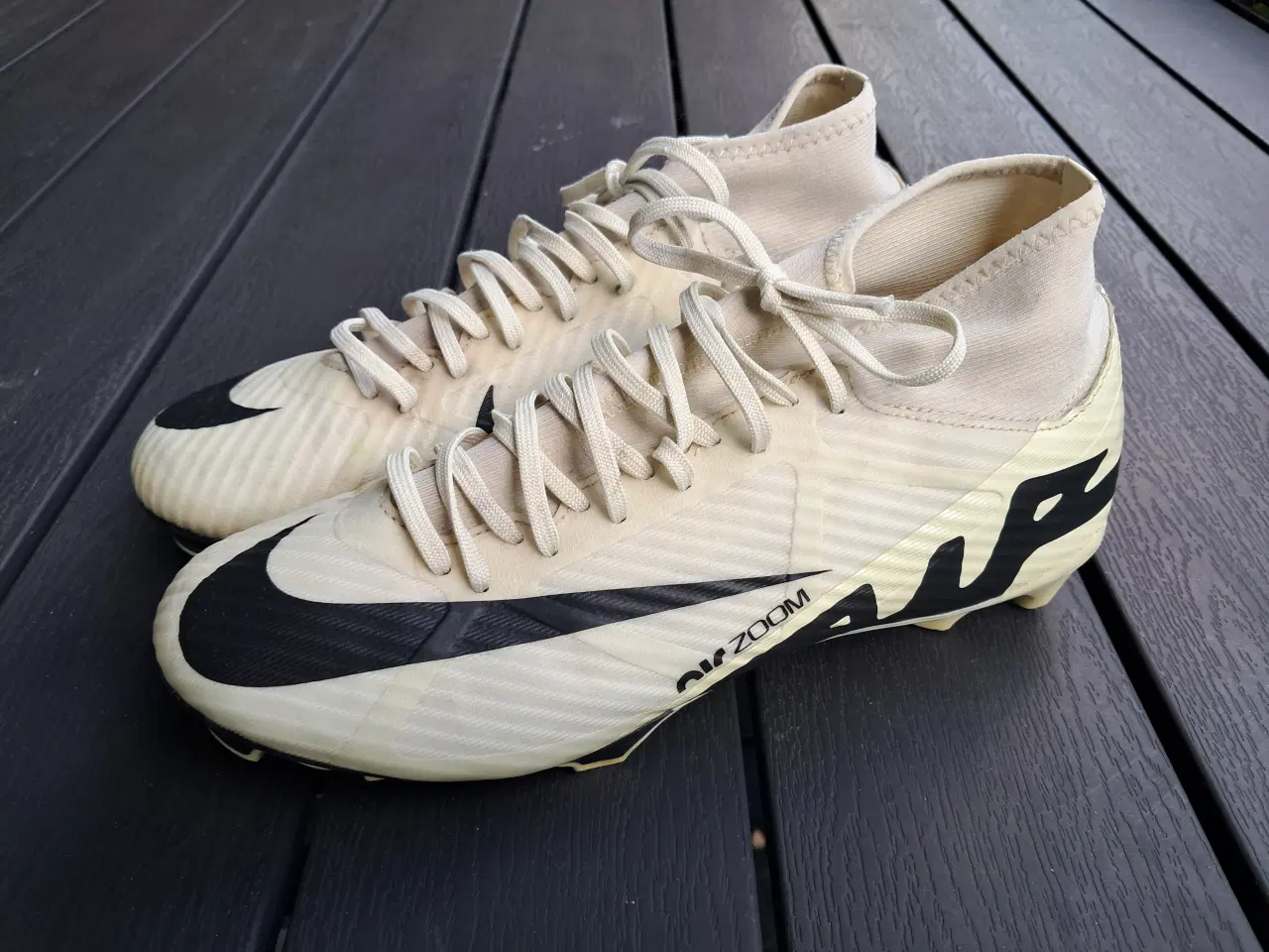 Billede 4 - Fodboldstøvler, Nike, str. 42