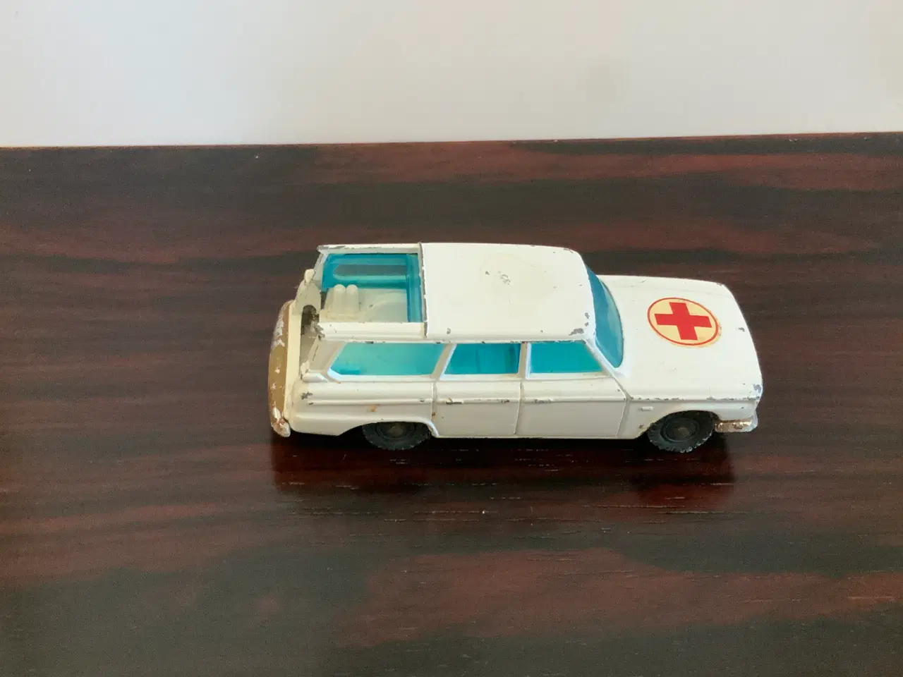 Billede 4 - Husky Studebaker Wagonaire Ambulance Station Car