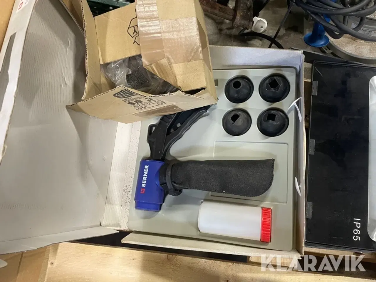 Billede 11 - Stort Lot af diverse udstyr - lamper, rotationslaser, kværn