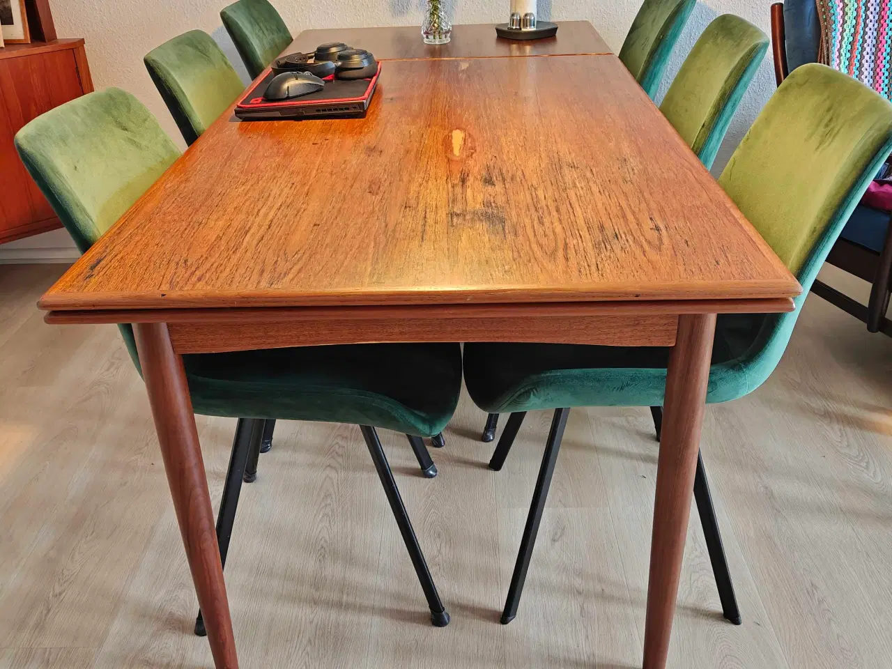 Billede 1 - 6 stk. stole i grøn velour, flot stand 