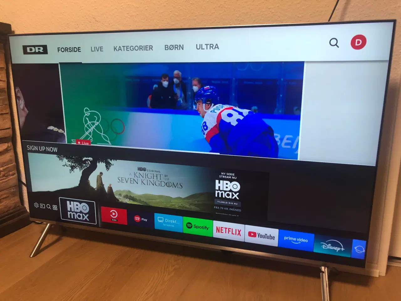 Billede 3 - Samsung smart TV 55” 4K LED Wifi HDR. Brugt 1 år 