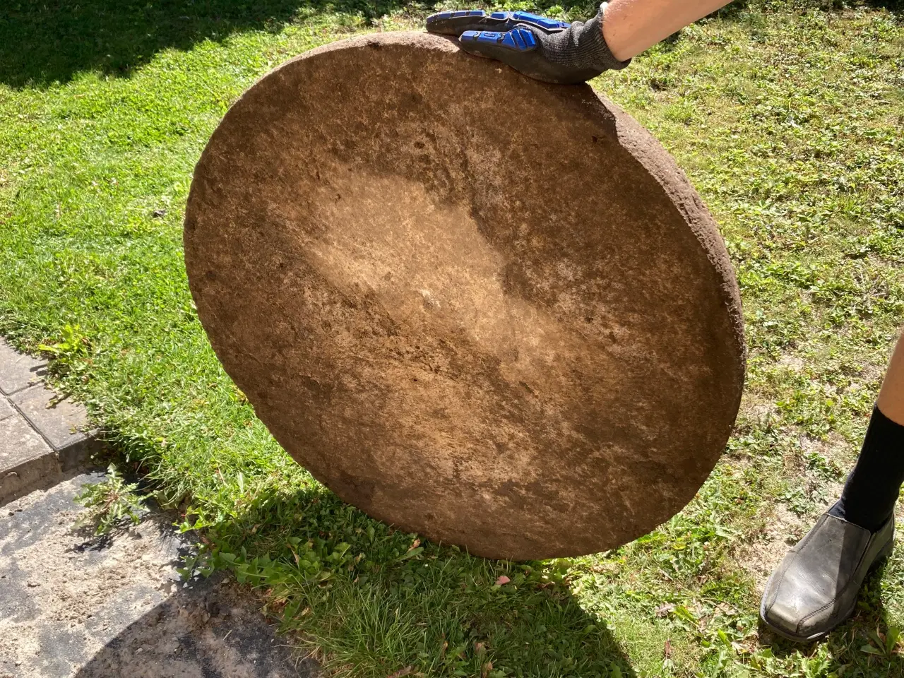 Billede 2 - Beton dæksel Ø77cm