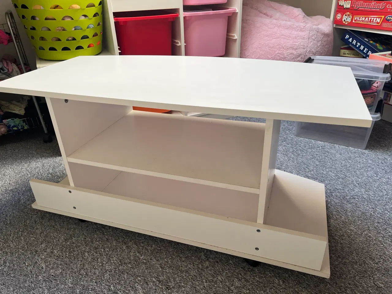Billede 3 - TV bord sælges