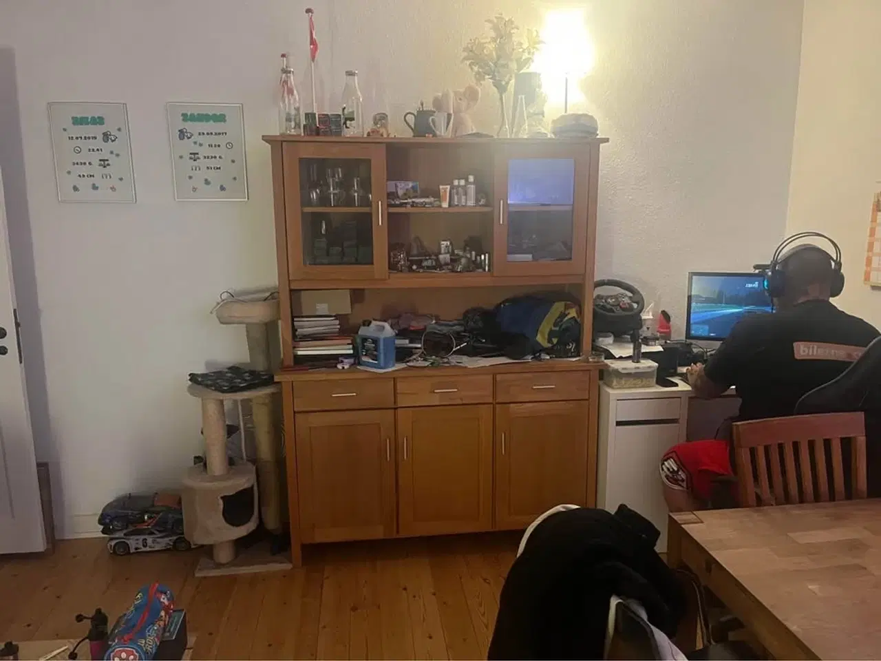 Billede 3 - Møbler i egetræ