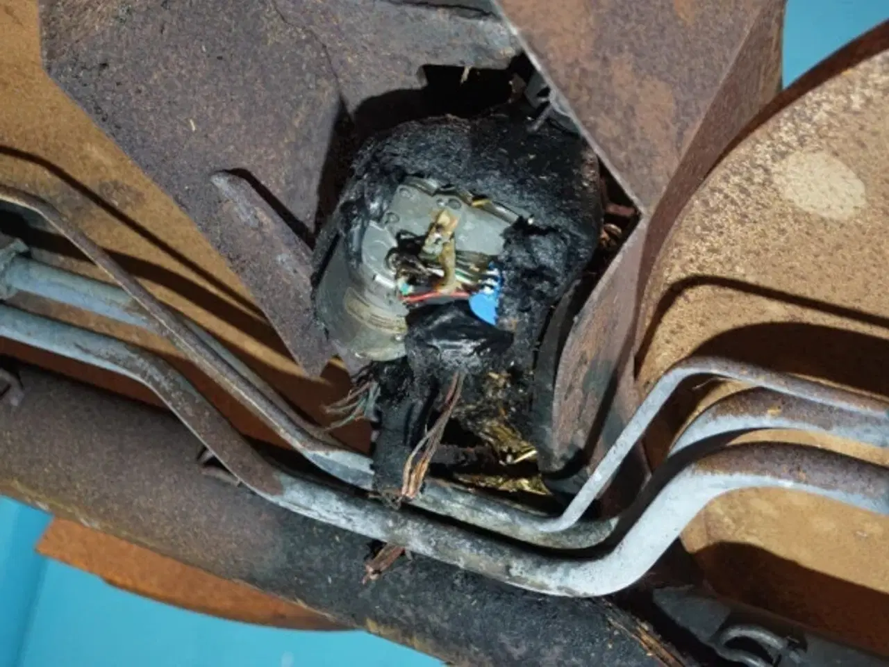 Billede 6 - New Holland CR 9090 Avnespreder 87723589