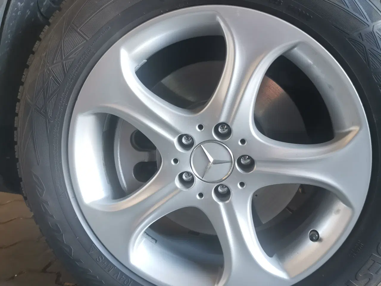 Billede 1 - Vinterdæk med fælge mercedes 