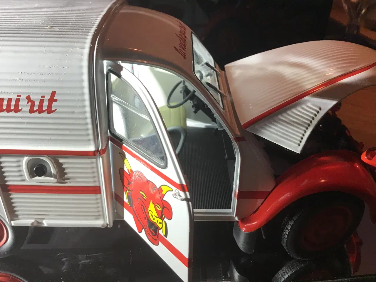 Billede 6 - Modelbil 1:18. CITROEN 2CV.