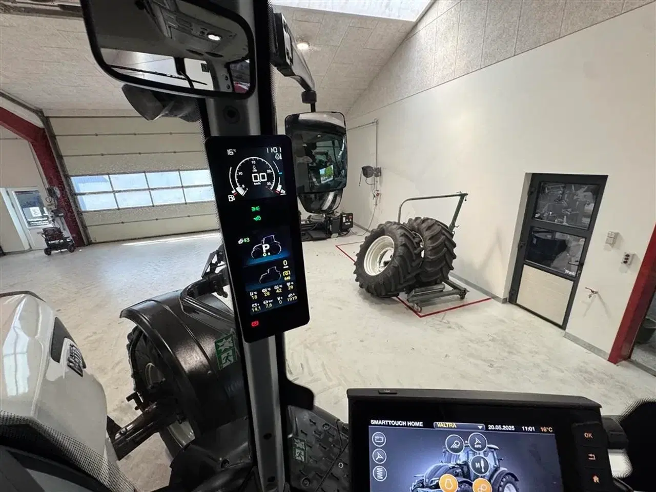 Billede 24 - Valtra T145 DIRECT KUN 1900 TIMER! MED SMARTTOUCH OG AUTOSTYRING!