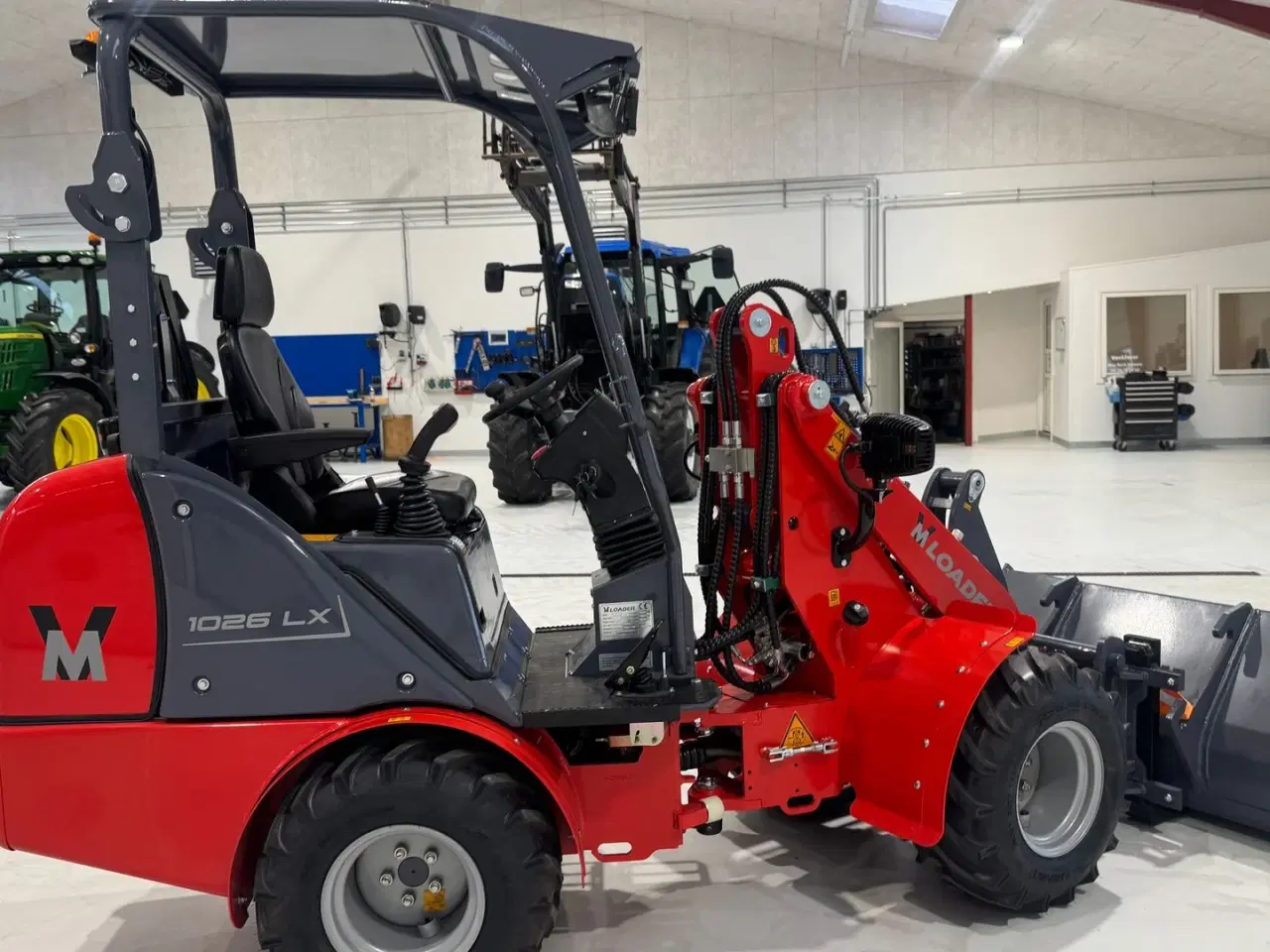 Billede 11 - VM Loader 1026 LX FABRIKSNY MED SKOVL OG PALLEGAFLER!