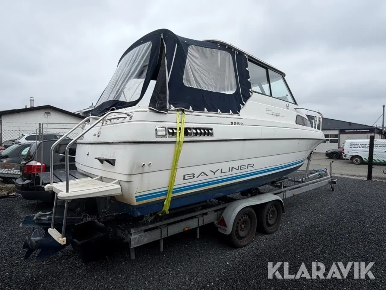 Billede 12 - Motorbåd Bayliner 2252 Ciera Express Cabin Cruiser med trailer