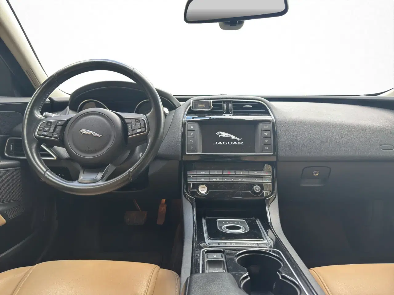 Billede 10 - Jaguar XE 2,0 P200 Pure aut.