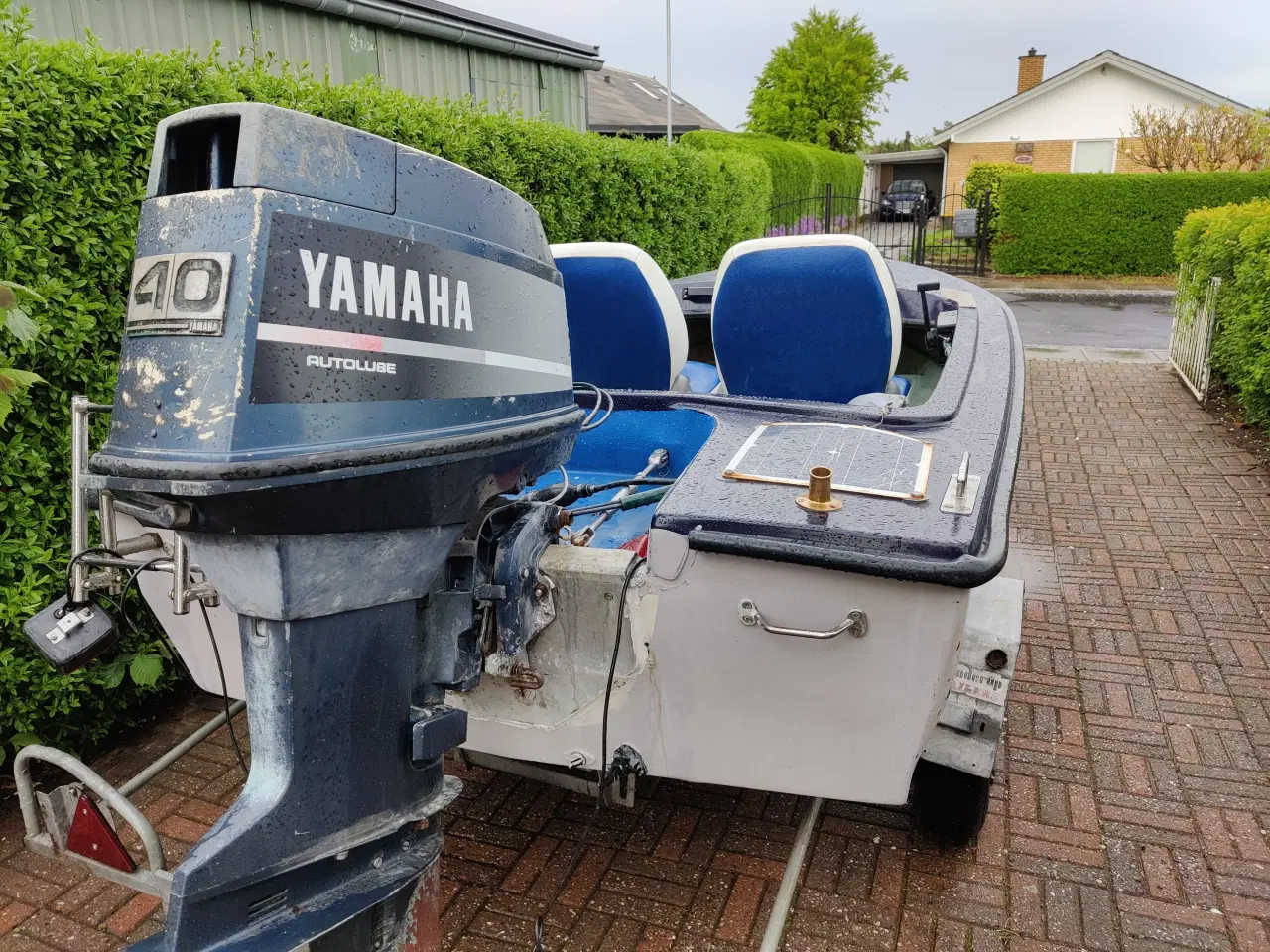 Billede 2 - Speedbåd med 40 hk Yamaha + 2 ekstra motorer & tra