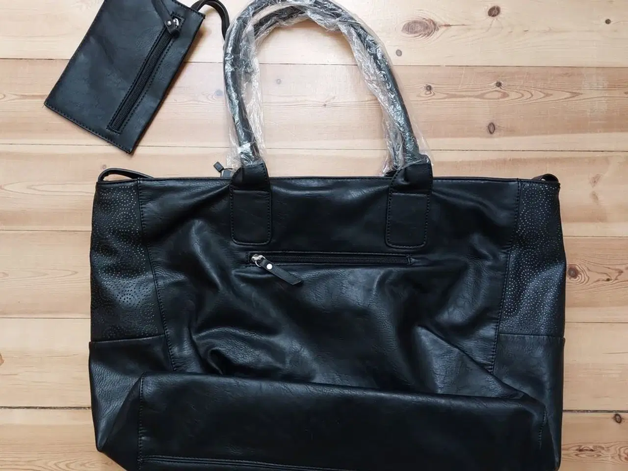 Billede 2 - Ny sort taske (shopper)