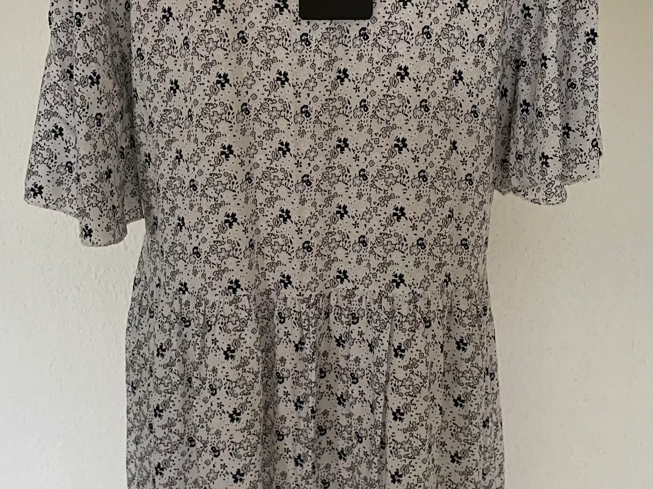 Billede 4 - 2 flotte sommerkjoler f Pomelo Italy, pris pr. stk