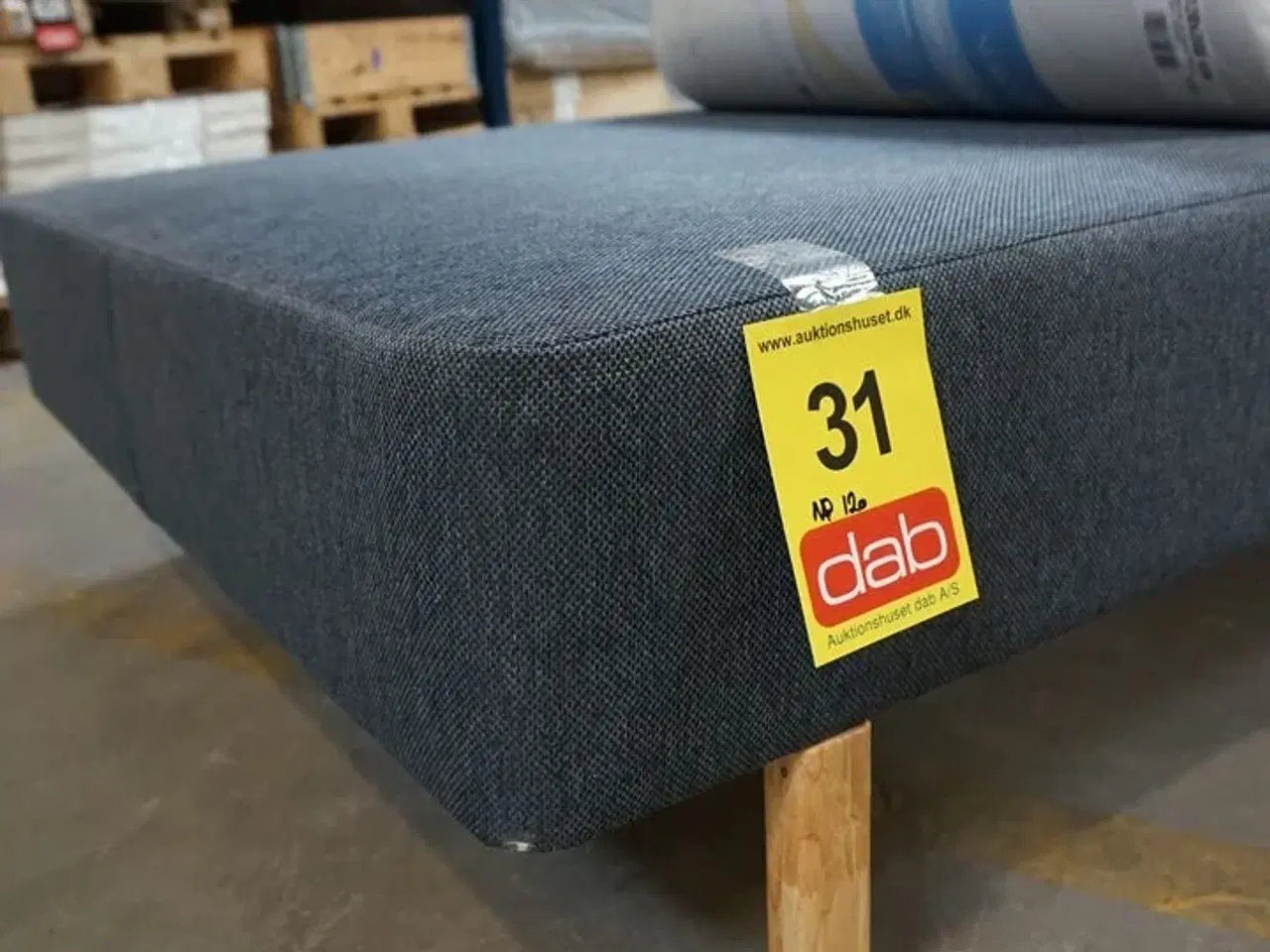 Billede 4 - Nordisk fjer Boxseng med træben og Nordisk fjer topmadras 120x200 cm