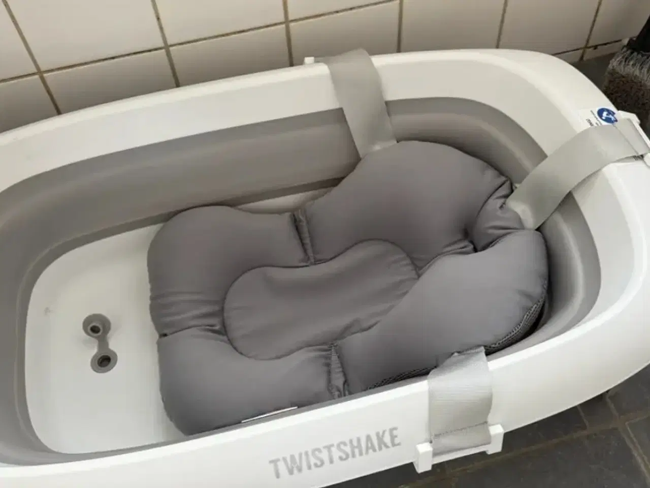 Billede 3 - Twistshake badekar til baby