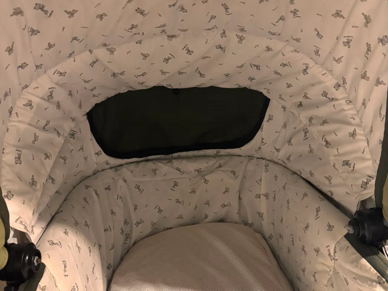 Billede 3 - Emmaljunga barnevogn til salg – ældre model men st