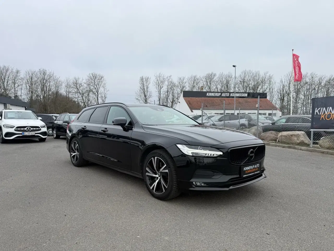 Billede 3 - Volvo V90 2,0 D4 Momentum 190HK Stc 8g Aut.