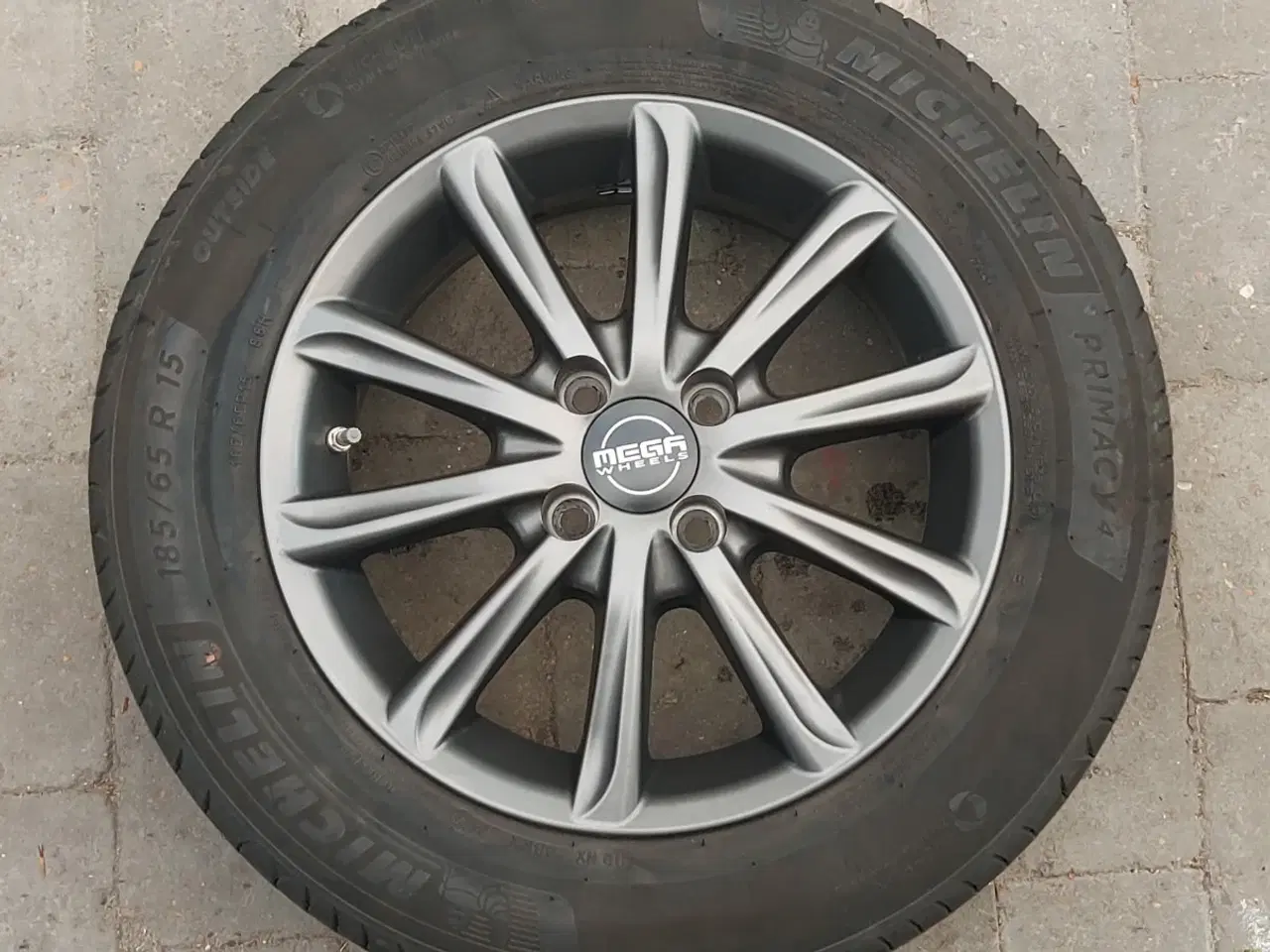 Billede 2 - 15" Mega Virgo Alufælge med michelin sommer dæk