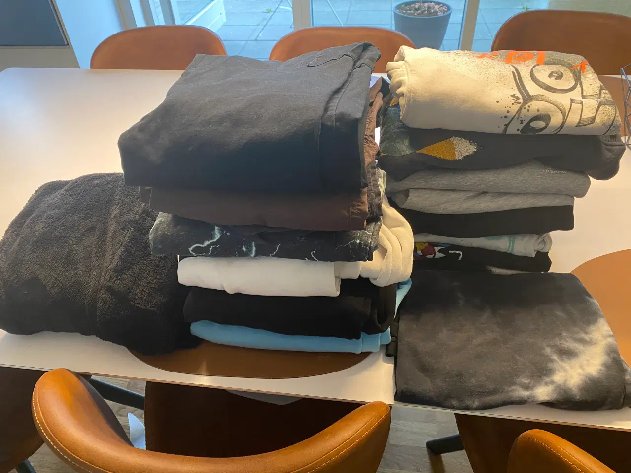 Billede 1 - Kæmpe tøjpakke 25 dele