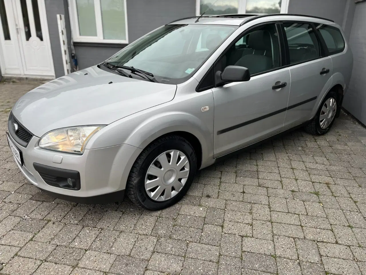 Billede 1 - Ford Focus 1,6 Trend stc.