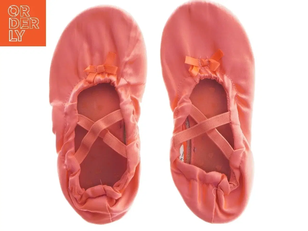 Billede 1 - Balletsko til børn fra H&M (str. 32-33 )