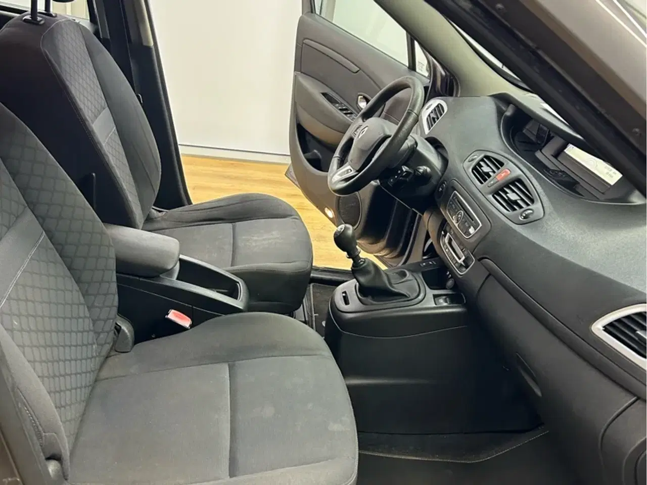 Billede 8 - Renault Grand Scénic 7 pers. 1,9 DCI FAP Dynamique 130HK 6g