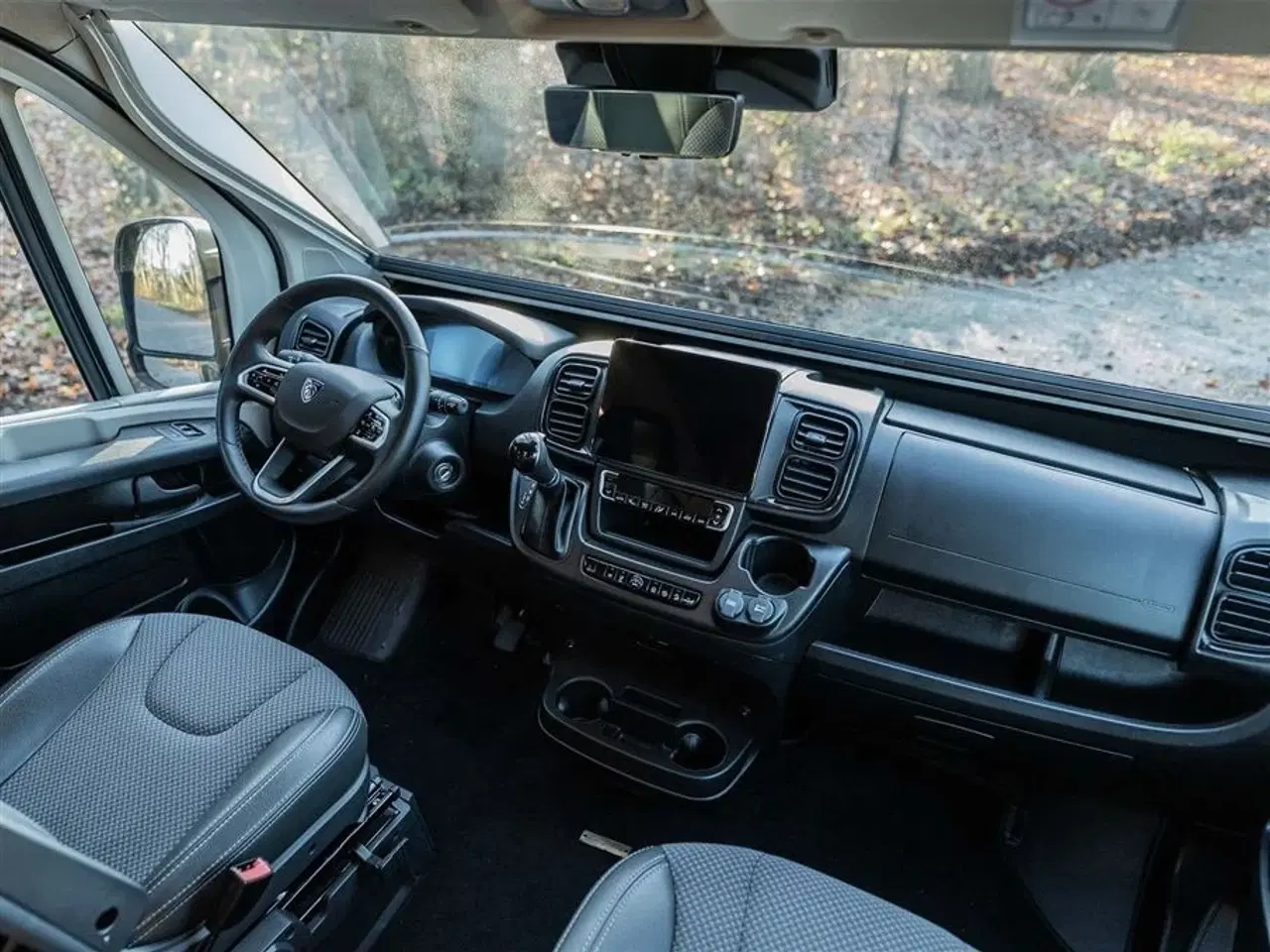 Billede 6 - 2026 - Tourne 6.0 Select aut. gear - Black - 180HK Tournes topmodel