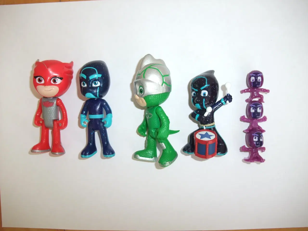 Billede 2 - Pyjamasheltene Figurer