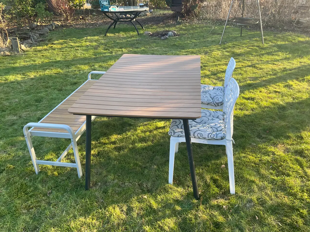 Billede 8 - Pænt alu. havestol med to stole.