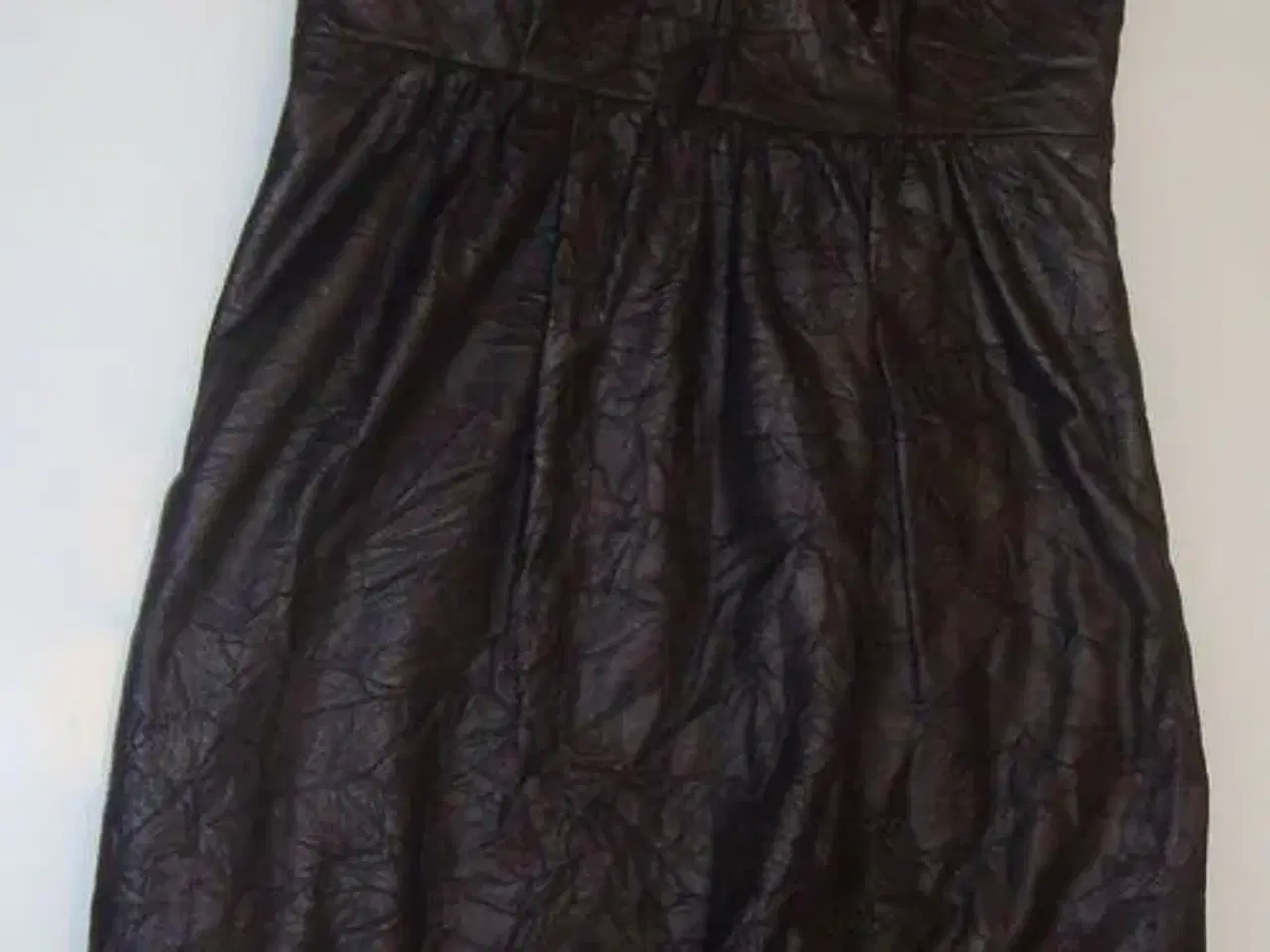 Billede 2 - Gestuz kjole sælges