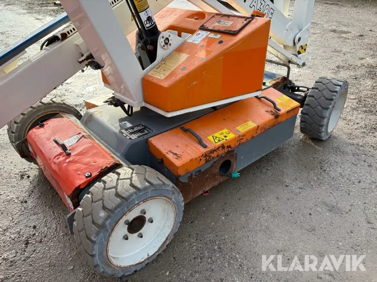 Billede 12 - Knækarms bomlift Snorkel A38E