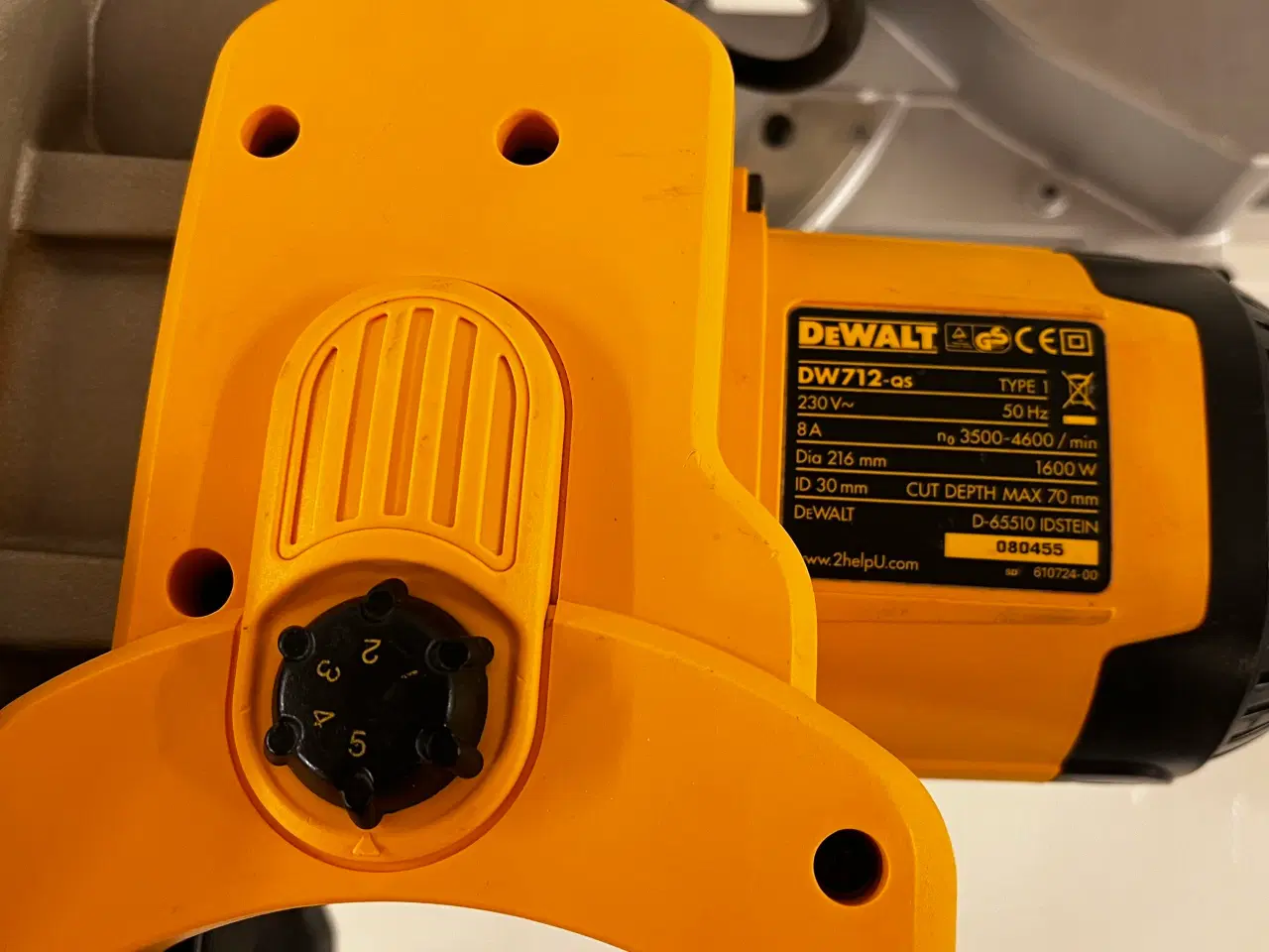Billede 5 - DeWalt DW712-QS kap/geringssav