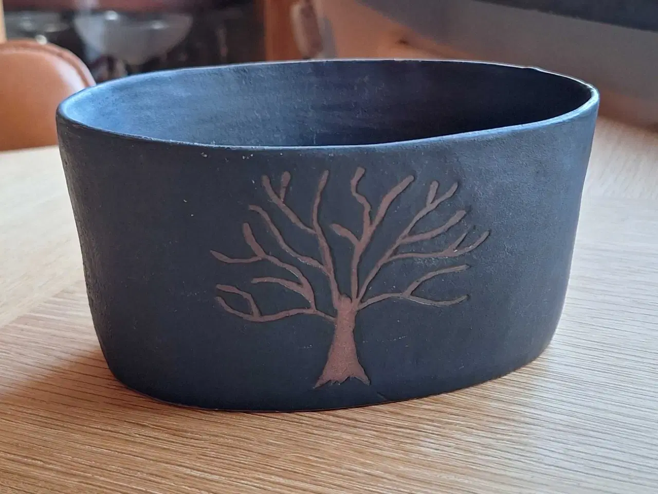 Billede 2 - Oval keramik skål 