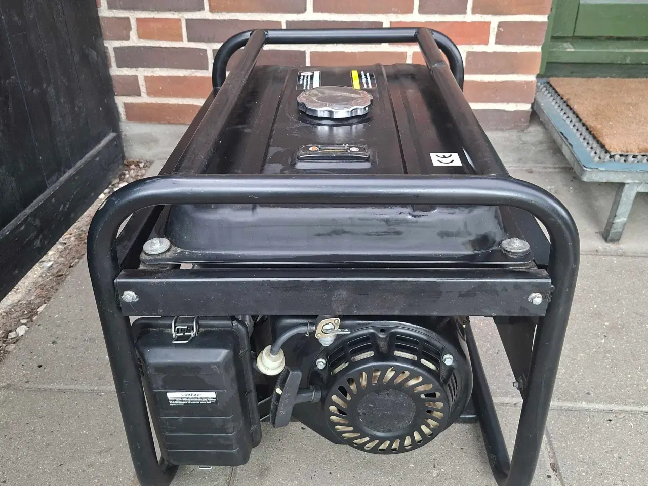 Billede 3 - Generator 2500 W - Som ny