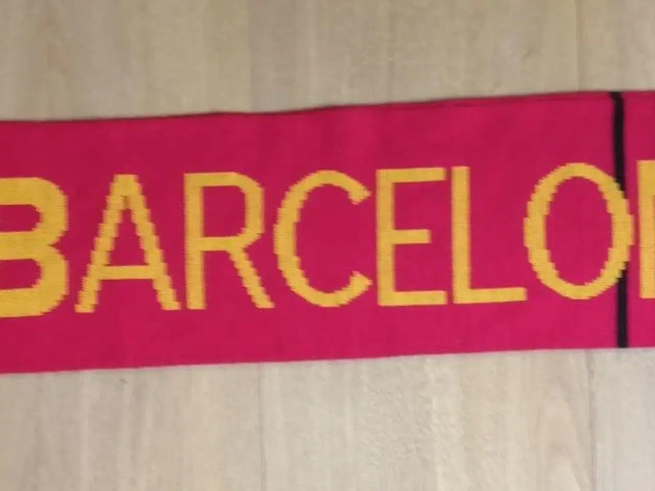 Billede 1 - SOM NYT, FC BARCELONA HALSTØRKLÆDE, 150 CM