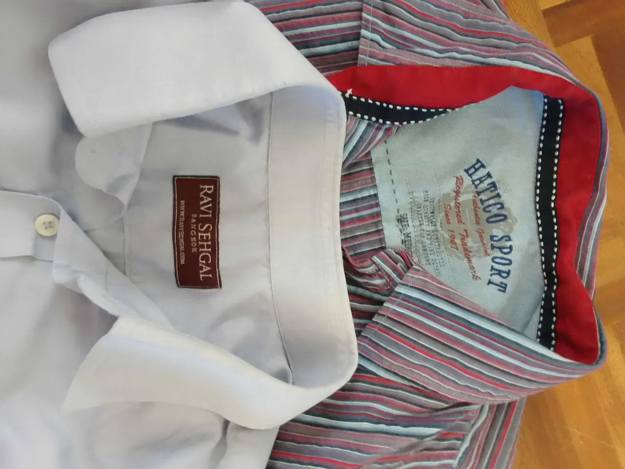 Billede 3 - 2 stk skjorter sælges samlet 