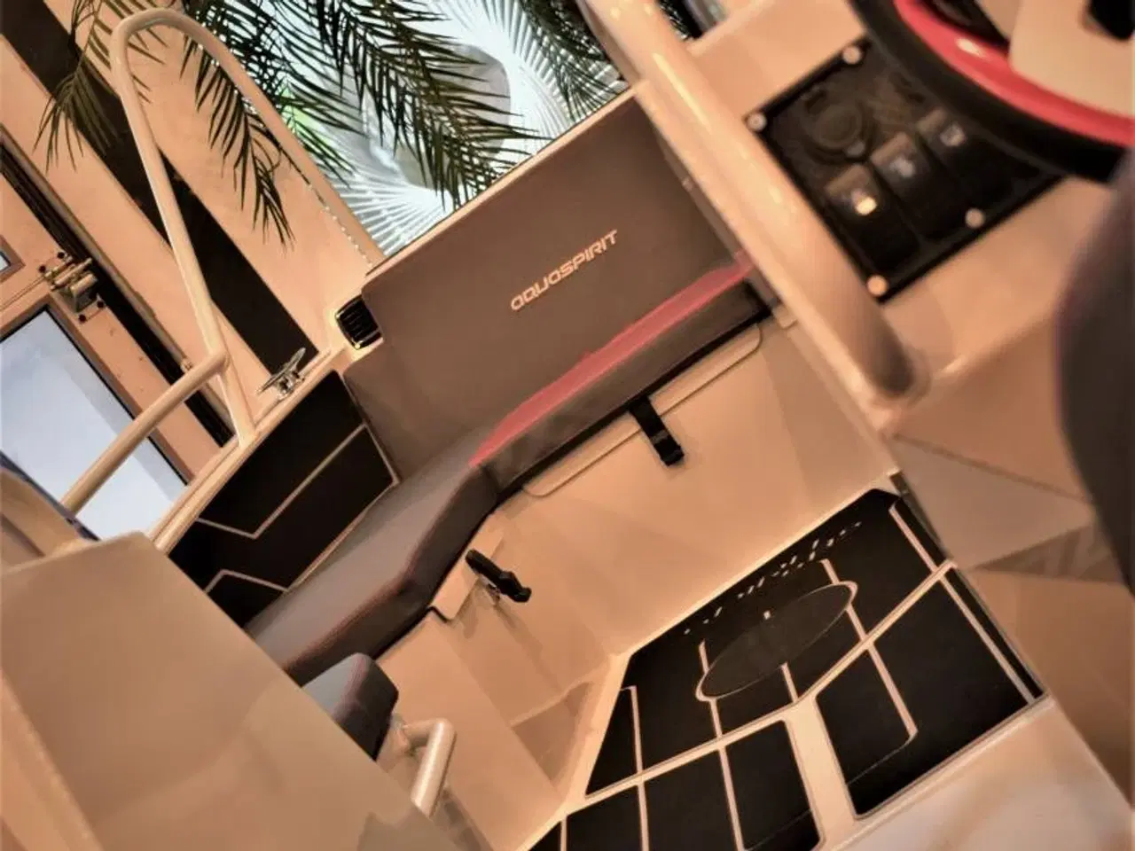 Billede 15 - Aqua Spirit 585DC - 130 HK Yamaha/Udstyr