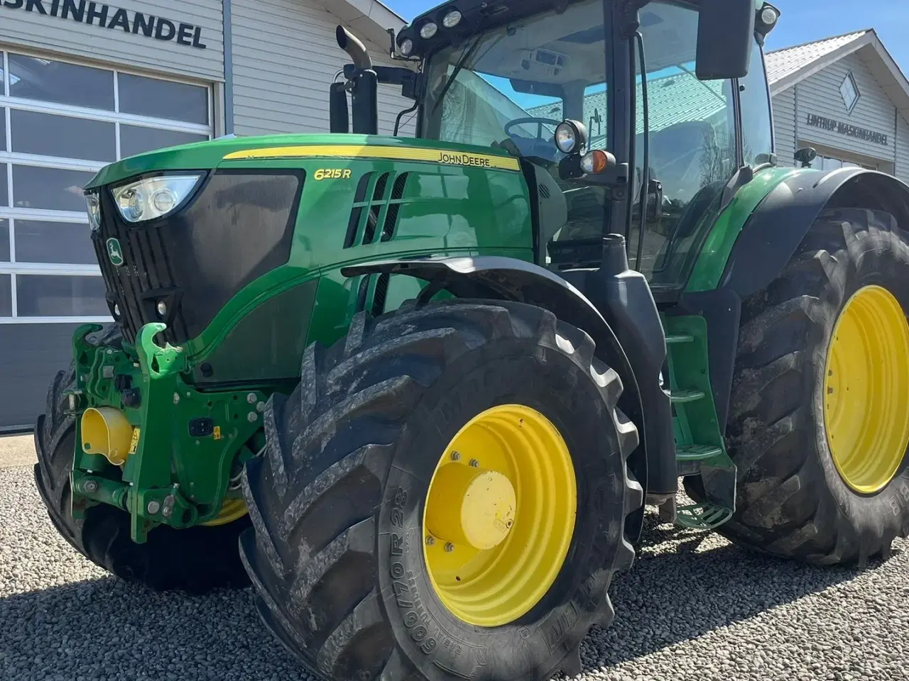 Billede 19 - John Deere 6215R Med frontlift og front PTO på